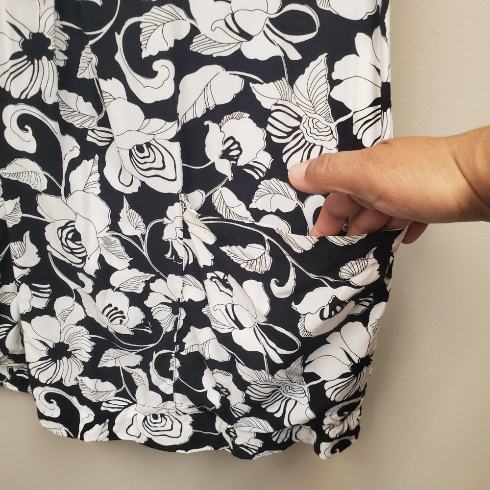 Anthropologie Maeve Black & White Floral Shift Dress Size 8 - Picture 4 of 10